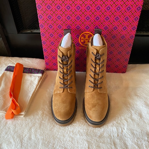 🎉HOST PICK🎉*NWT* TORY BURCH MILLER SUEDE BOOTIES - Picture 4 of 7